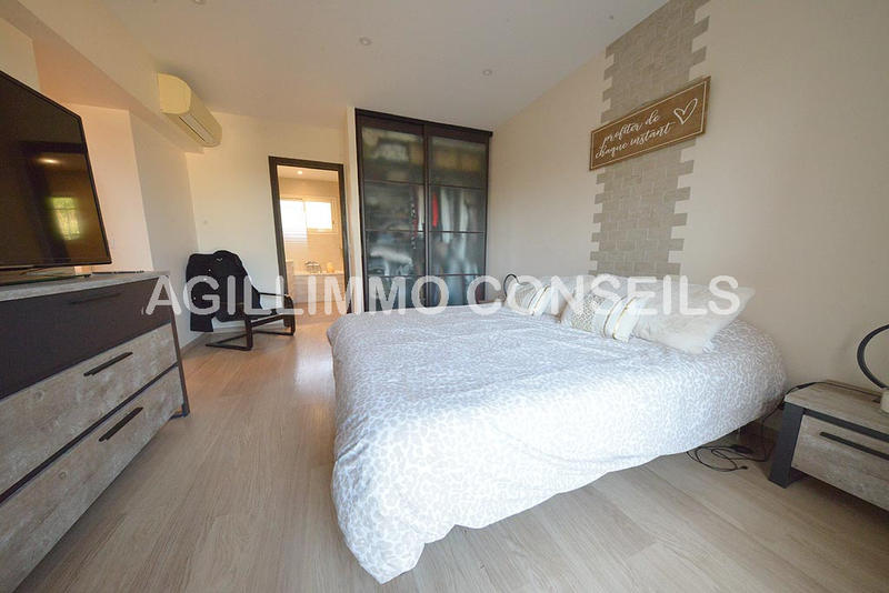 Villa - 140 m² - 5 pièces