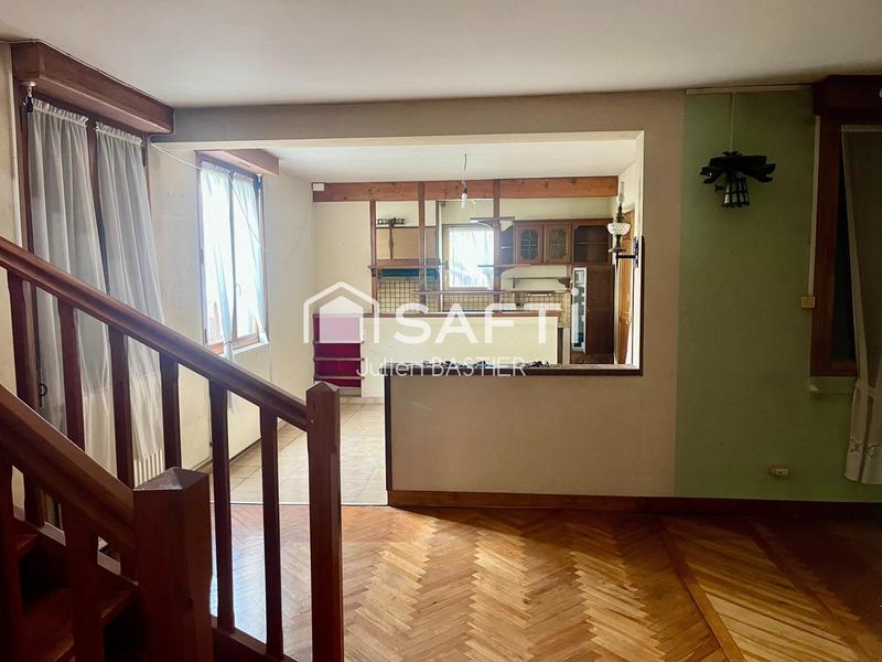 Maison - 180 m² - 6 pièces