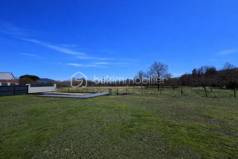 Maison - 220 m² - 6 pièces