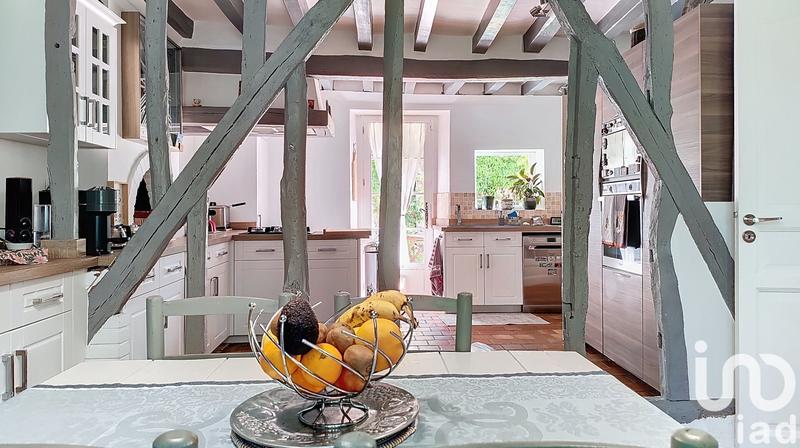 Maison - 230 m² - 6 pièces