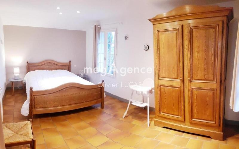 Local commercial - 124 m² - 6 pièces