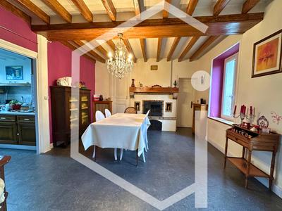 Maison - 189 m² - 7 pièces