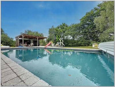 Maison - 156 m² - 7 pièces