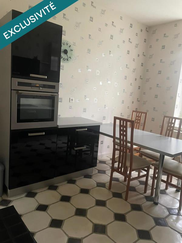 Appartement - 100 m² - 5 pièces