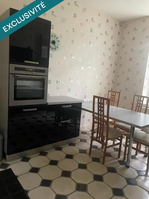 Appartement - 100 m² - 5 pièces