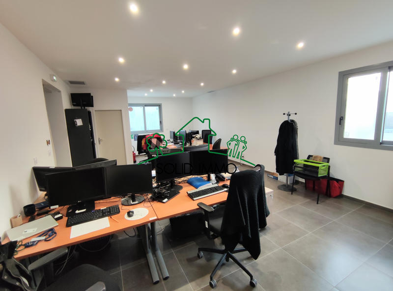 Local commercial - 169 m²