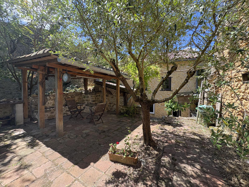 Maison - 161 m² - 6 pièces