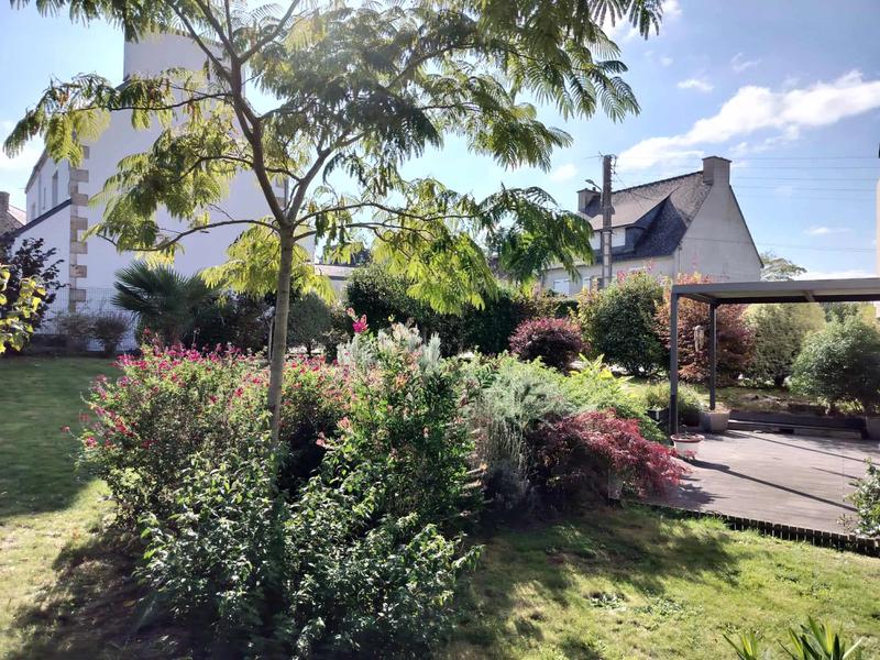 Maison - 199 m² - 8 pièces