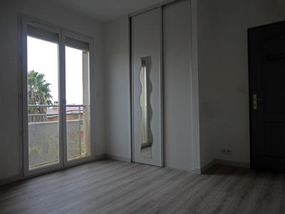 Appartement - 79 m² - 4 pièces