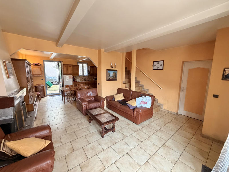 Maison - 111 m² - 6 pièces