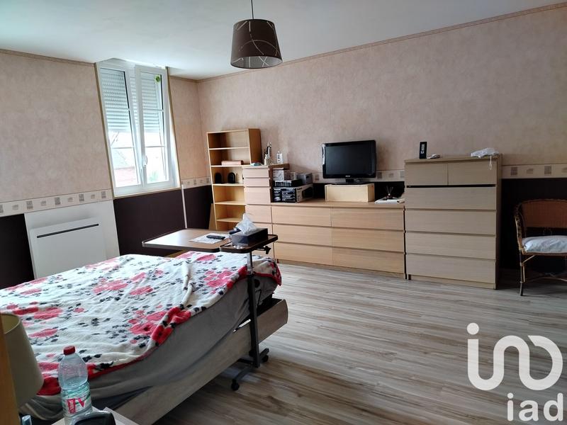 Maison - 246 m² - 7 pièces