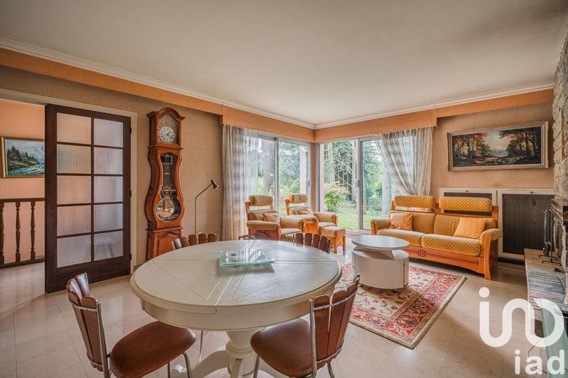 Maison - 216 m² - 5 pièces