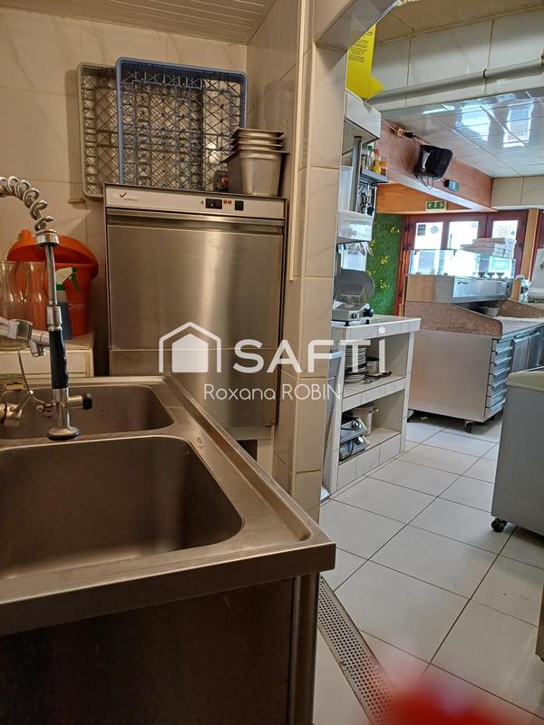 Local commercial - 70 m² - 3 pièces