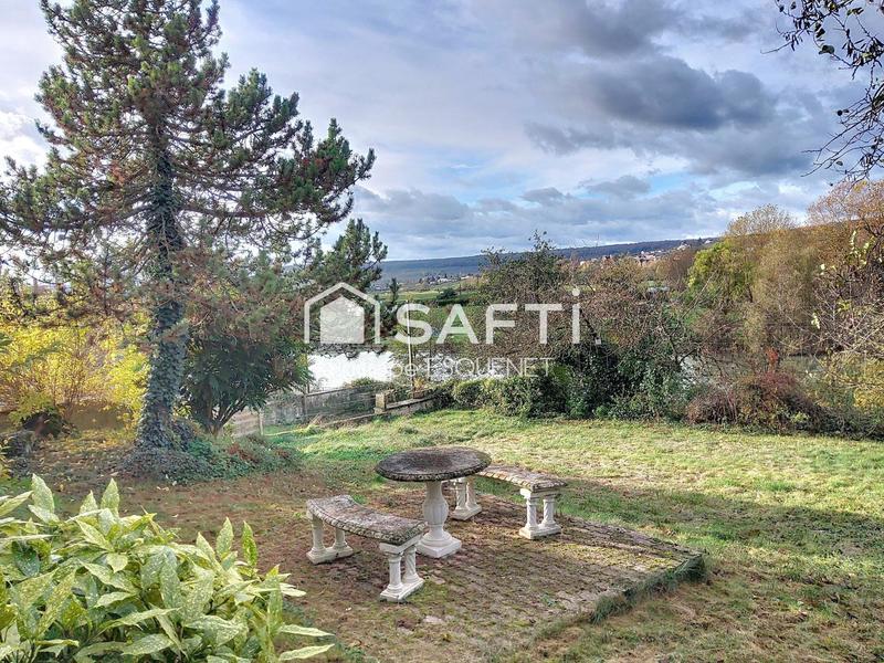 Maison de ville - 193 m² - 8 pièces