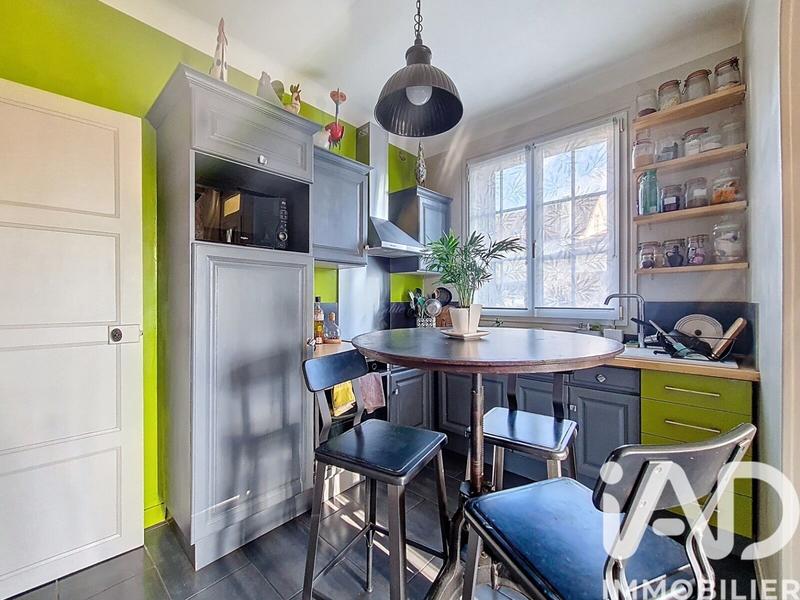 Maison - 87 m² - 5 pièces