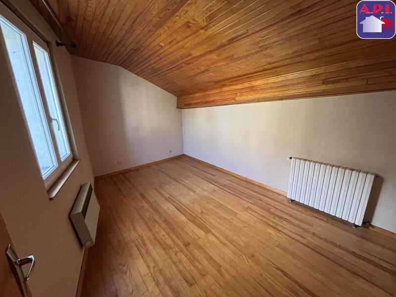 Maison - 102 m² - 5 pièces