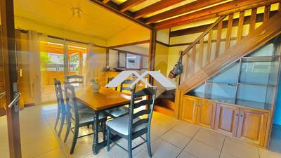 Maison - 140 m² - 5 pièces