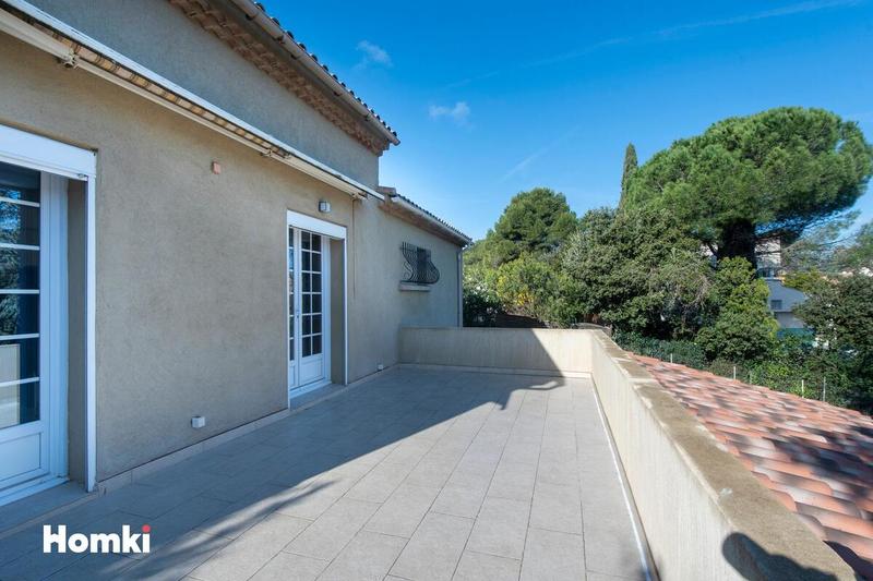 Villa - 180 m² - 7 pièces