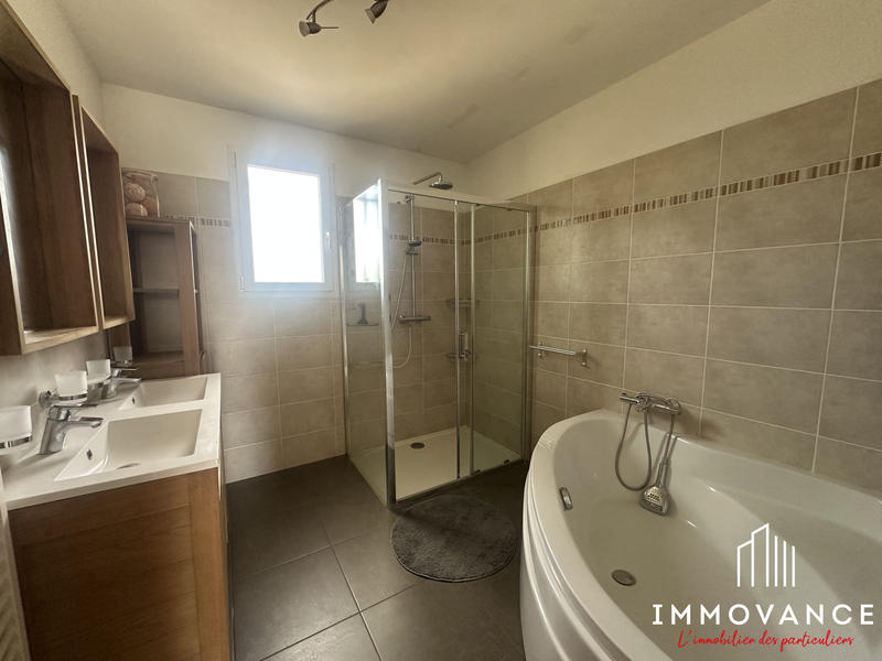 Maison - 108 m² - 4 pièces