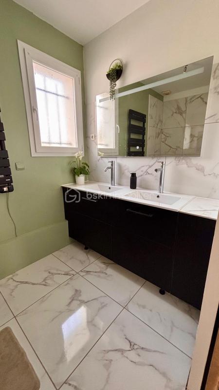 Maison traditionnelle - 133 m² - 5 pièces