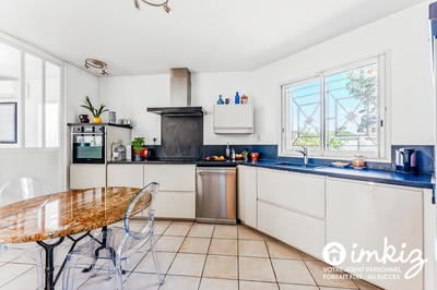 Maison - 157 m² - 6 pièces