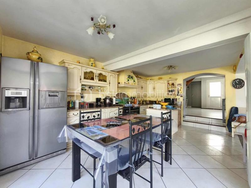 Maison - 150 m² - 6 pièces