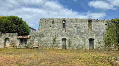 Maison - 80 m² - 1 pièce