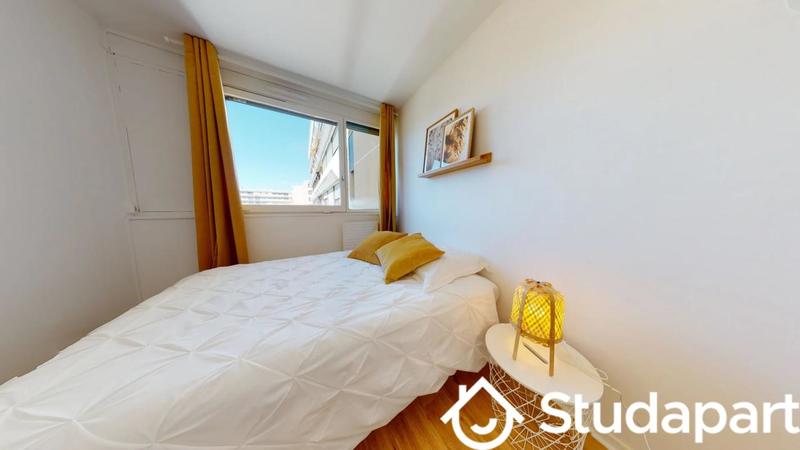 Chambre - 12 m² - 1 pièce