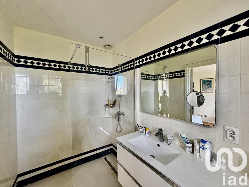 Maison - 194 m² - 6 pièces