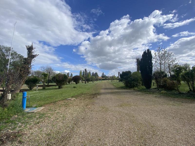 Terrain - 34 073 m²