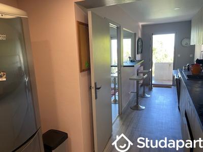 Chambre - 12 m² - 1 pièce