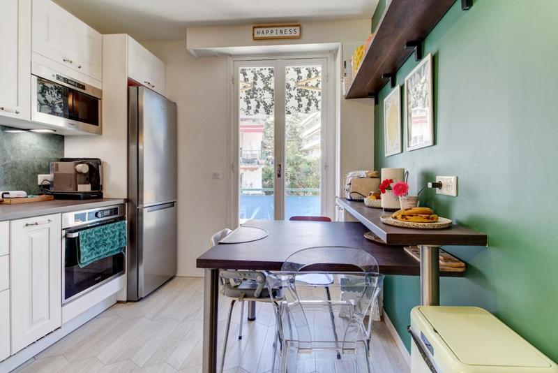 Appartement - 90 m² - 4 pièces