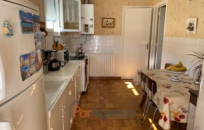 Maison - 163 m² - 7 pièces