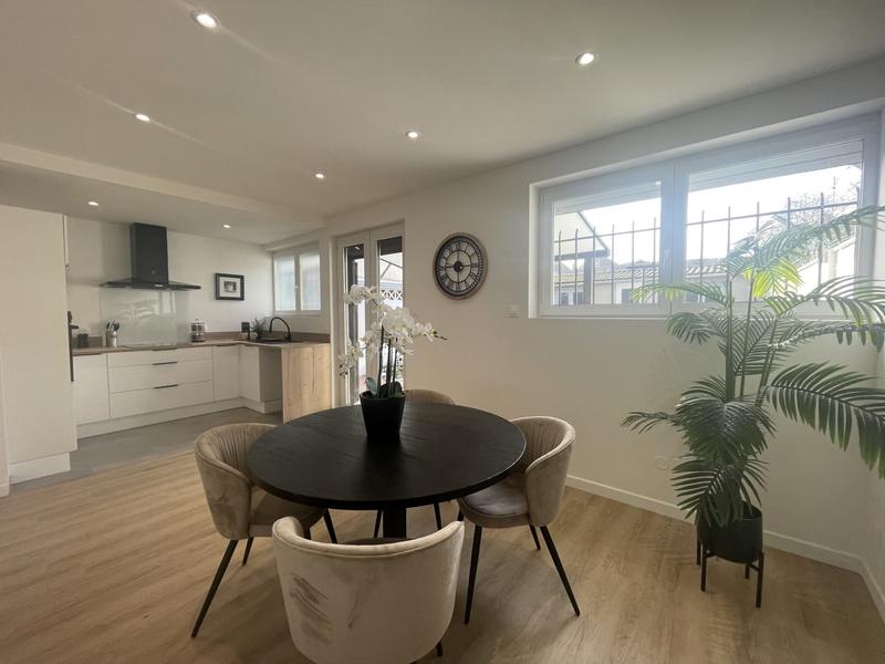 Maison - 120 m² - 5 pièces