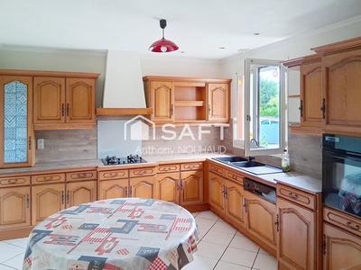 Maison - 102 m² - 4 pièces