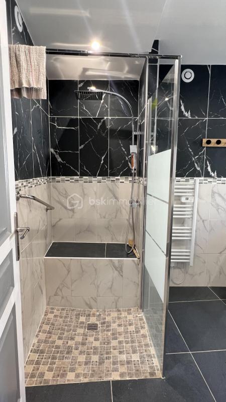 Maison - 105 m² - 6 pièces