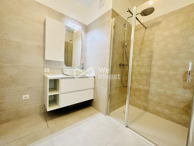 Appartement - 90 m² - 4 pièces