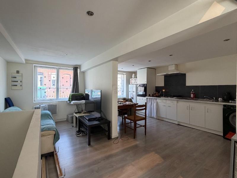 Immeuble - 102 m² - 4 pièces