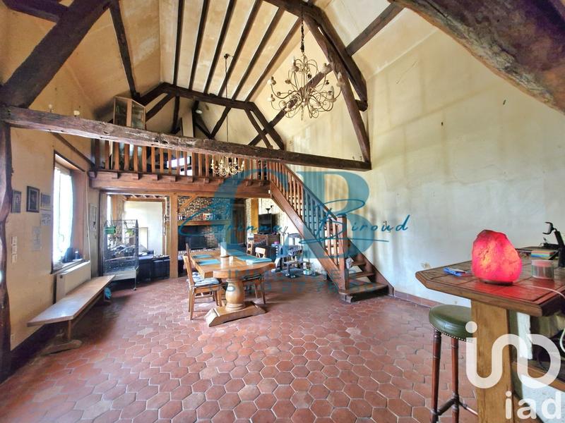 Maison - 214 m² - 9 pièces