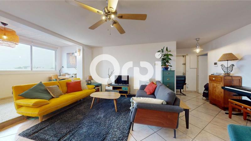 Appartement - 99 m² - 4 pièces