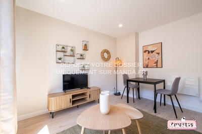 Studio - 30 m² - 1 pièce