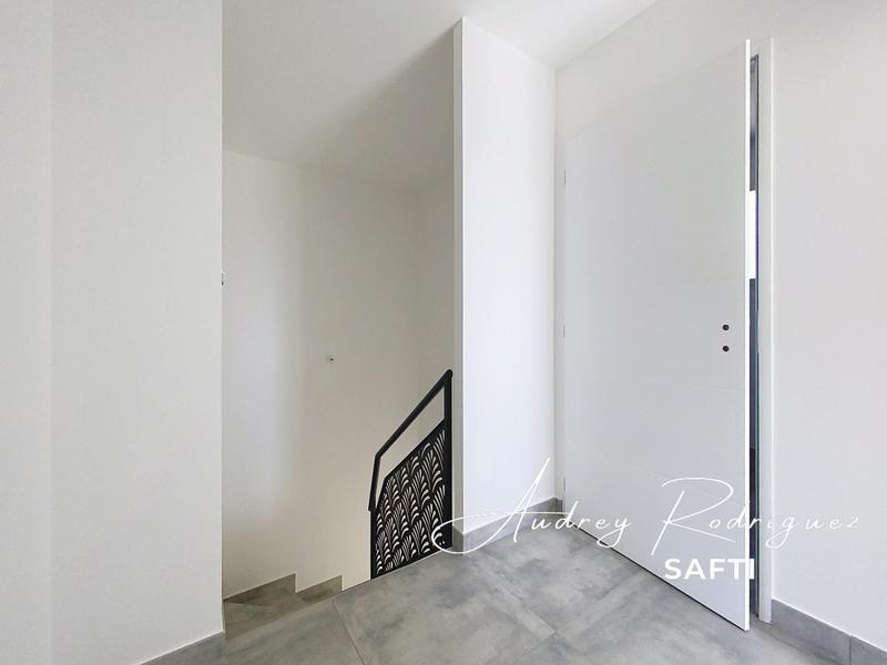 Maison - 98 m² - 4 pièces