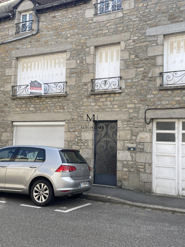 Maison - 171 m² - 10 pièces