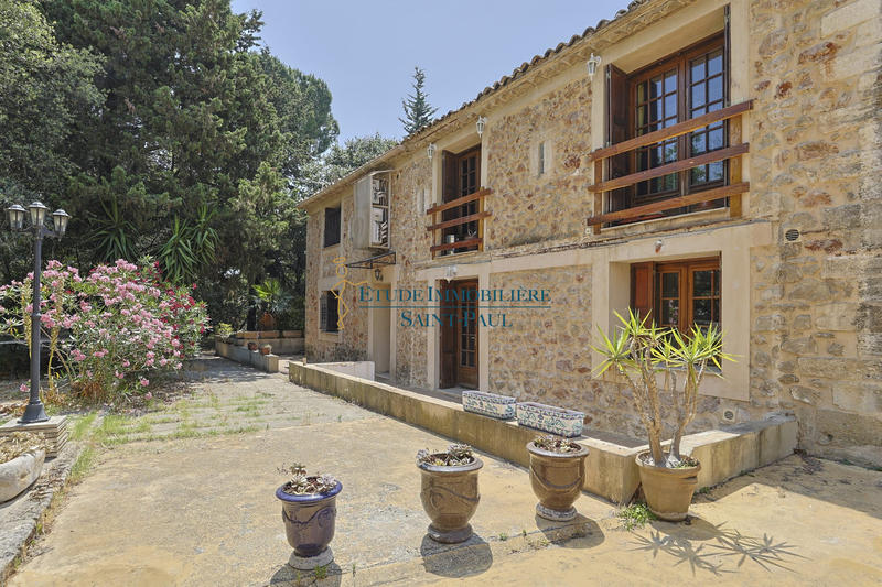 Maison ancienne - 240 m² - 6 pièces