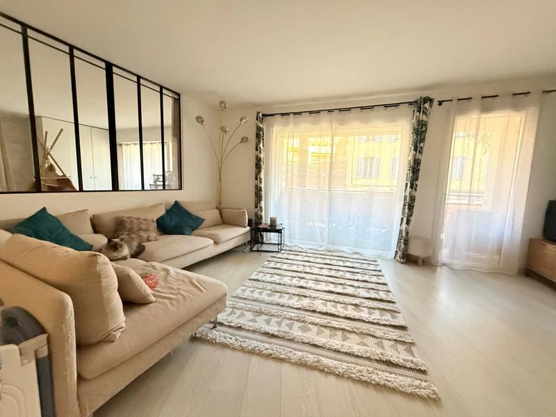 Appartement - 125 m² - 3 pièces