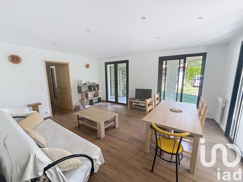 Maison - 183 m² - 5 pièces