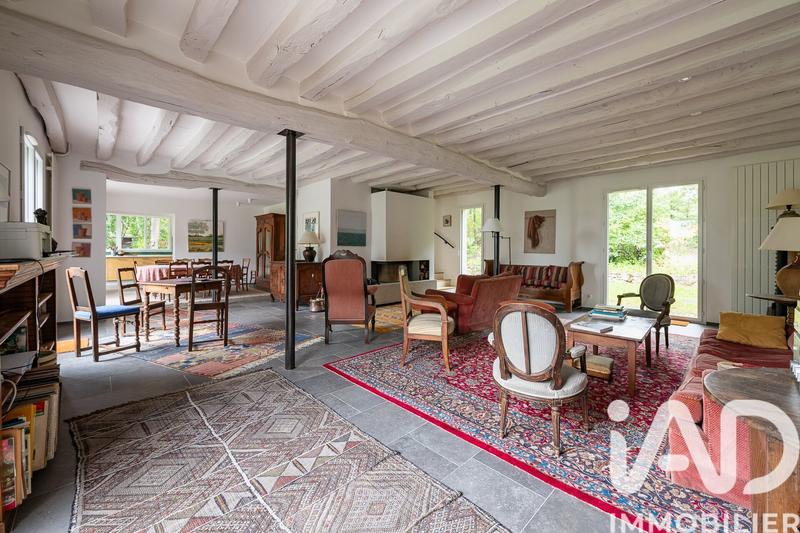 Maison - 250 m² - 9 pièces