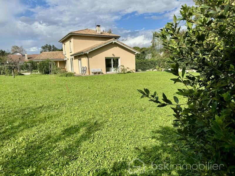 Maison - 125 m² - 5 pièces