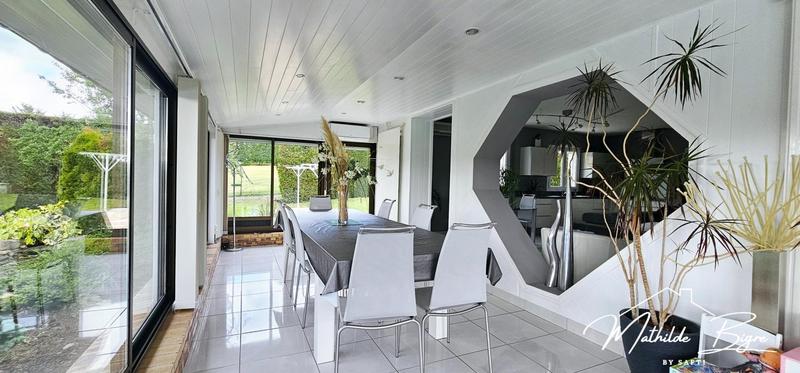 Maison - 166 m² - 6 pièces