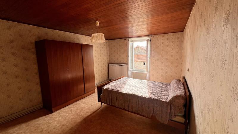 Maison - 98 m² - 5 pièces